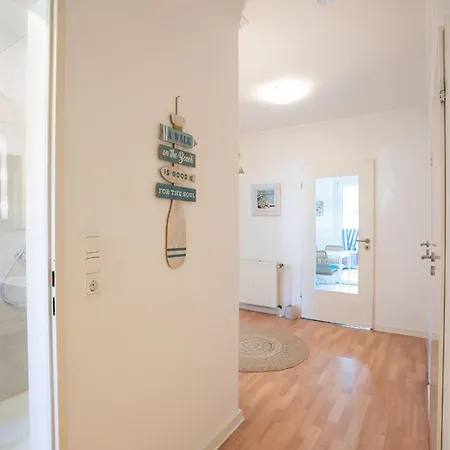 Mei71 Strandlust F *